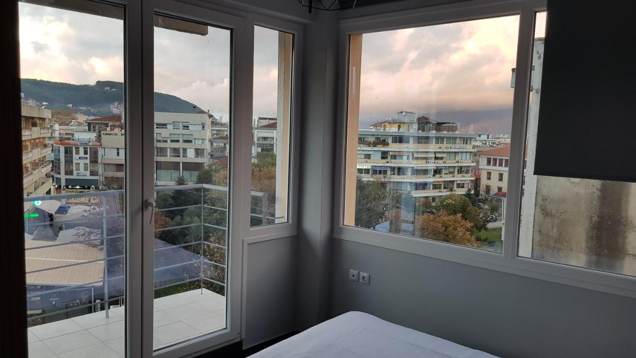 Apartment Life #1